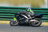 enduro-digital-images;event-digital-images;eventdigitalimages;mallory-park;mallory-park-photographs;mallory-park-trackday;mallory-park-trackday-photographs;no-limits-trackdays;peter-wileman-photography;racing-digital-images;trackday-digital-images;trackday-photos
